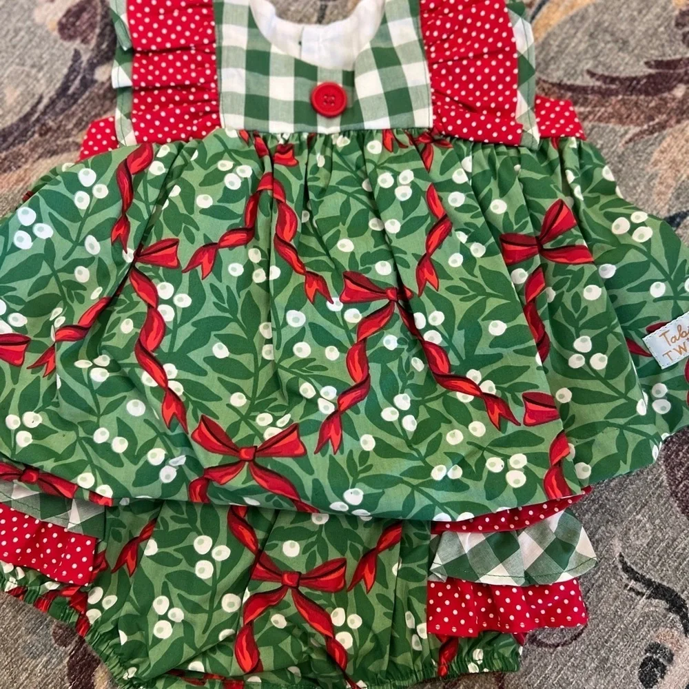 Tabitha Twinkle two piece girls 12 months Holiday/Christmas top and bottom set